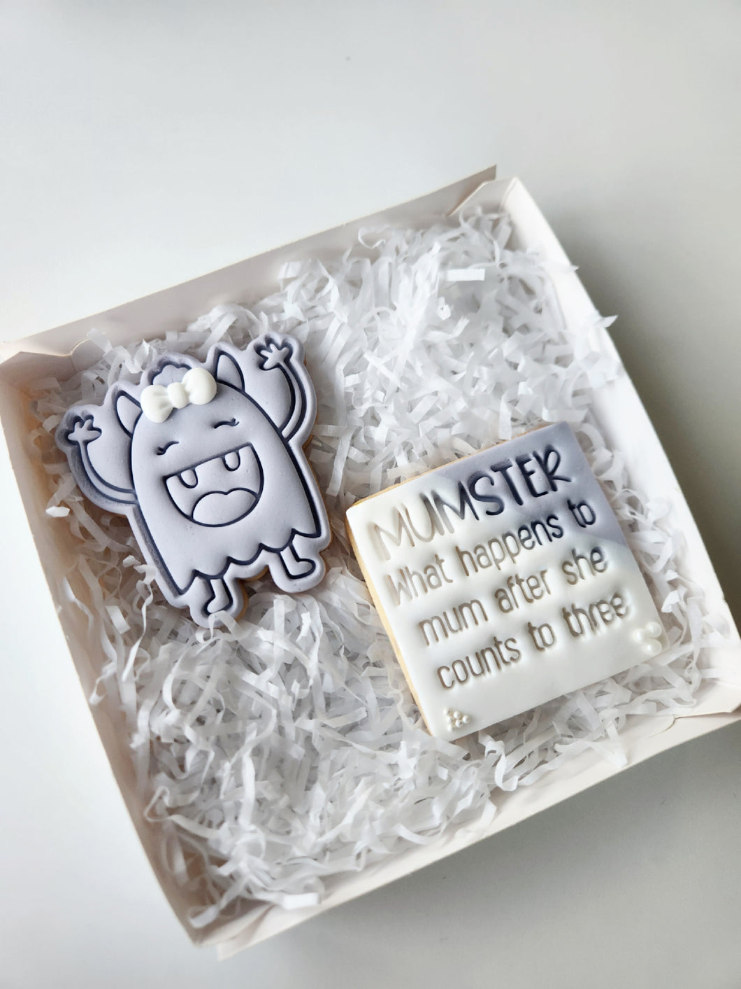 2 Pack of Mumster Cookies