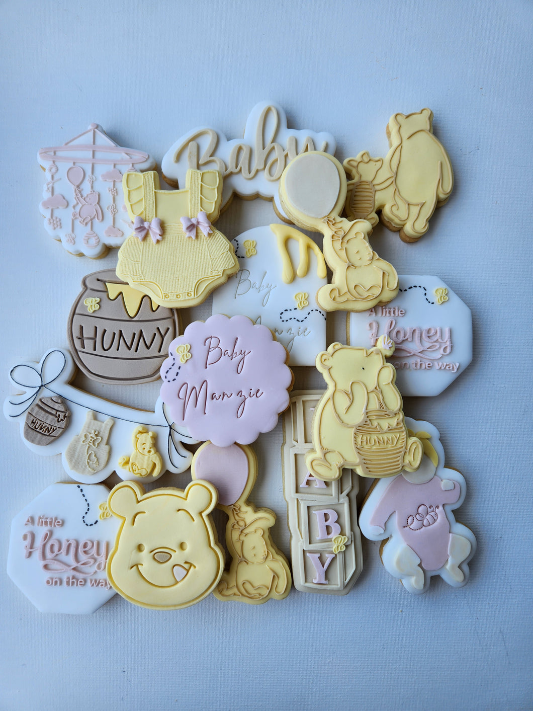 Pooh Bear Baby Shower Set