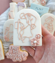 Load image into Gallery viewer, Fine Line Mum Designs
