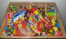Load image into Gallery viewer, Medium Sweet Box
