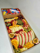 Load image into Gallery viewer, Extra Large Fresh fruit &amp; lolly box

