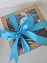 Load image into Gallery viewer, Small Dessert Box (Kid Friendly)
