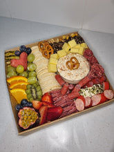 Load image into Gallery viewer, Small Savoury &amp; Fruit Box
