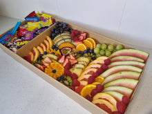 Load image into Gallery viewer, Extra Large Fresh fruit &amp; lolly box

