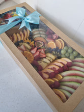 Load image into Gallery viewer, Extra Large Fresh fruit &amp; lolly box
