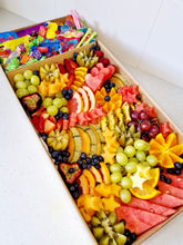 Load image into Gallery viewer, Extra Large Fresh fruit &amp; lolly box
