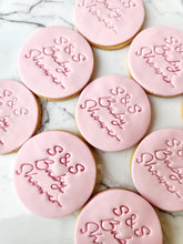 Load image into Gallery viewer, *Name* Baby shower cookie
